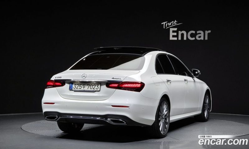 Mercedes Benz E-Class E350 4MATIC AMG Line
