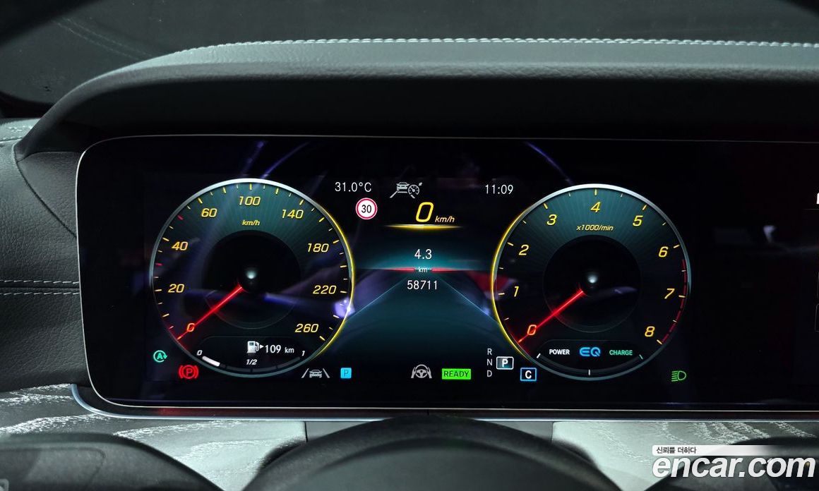 Mercedes Benz E-Class E350 4MATIC AMG Line