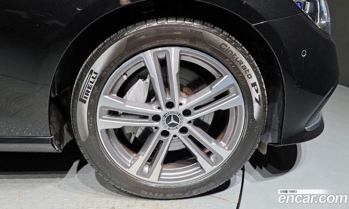 Mercedes Benz E-Class E350 4MATIC Avantgarde