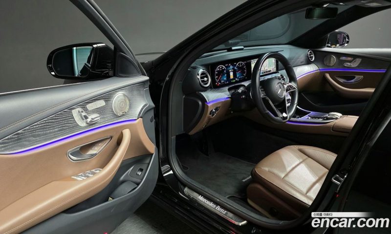 Mercedes Benz E-Class E350 4MATIC Avantgarde