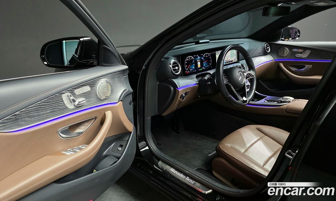 Mercedes Benz E-Class E350 4MATIC Avantgarde