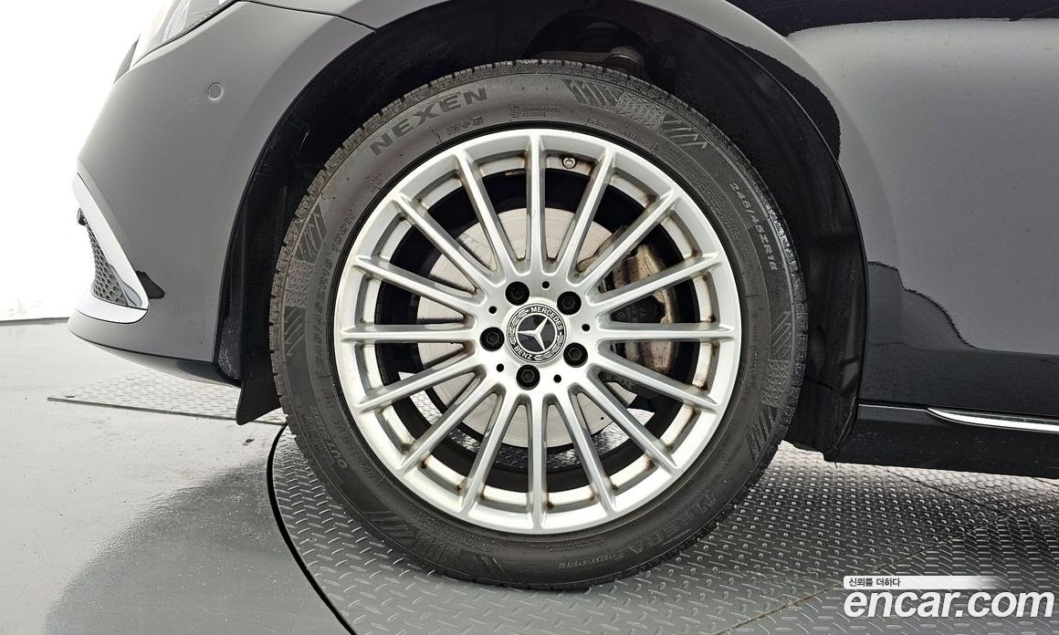 Mercedes Benz E-Class E250 Exclusive