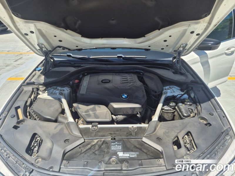 BMW 5-Series i520 M Sport