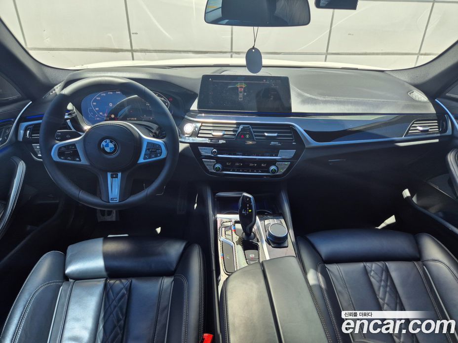BMW 5-Series i520 M Sport