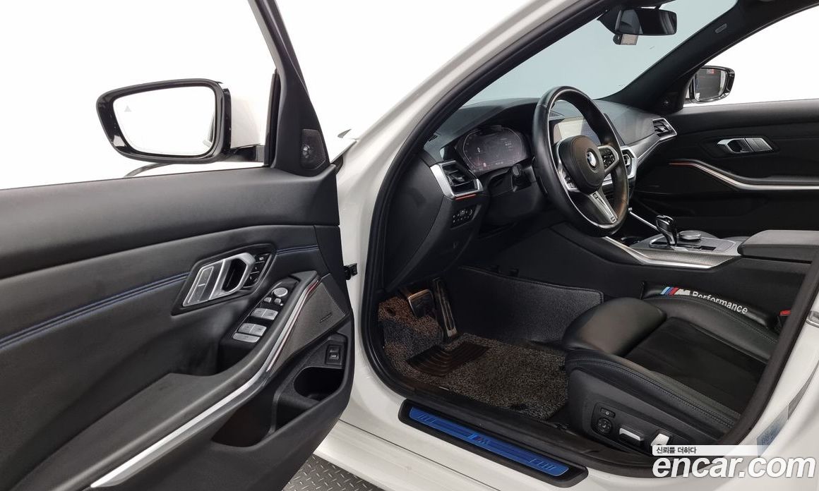 BMW 3-Series i320 M Sport