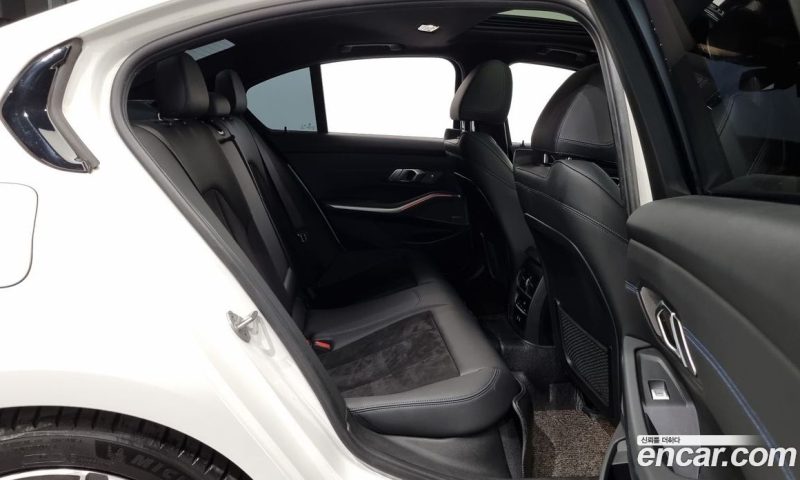 BMW 3-Series i320 M Sport