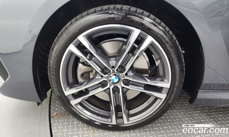 BMW 2-Series i220 M Sports
