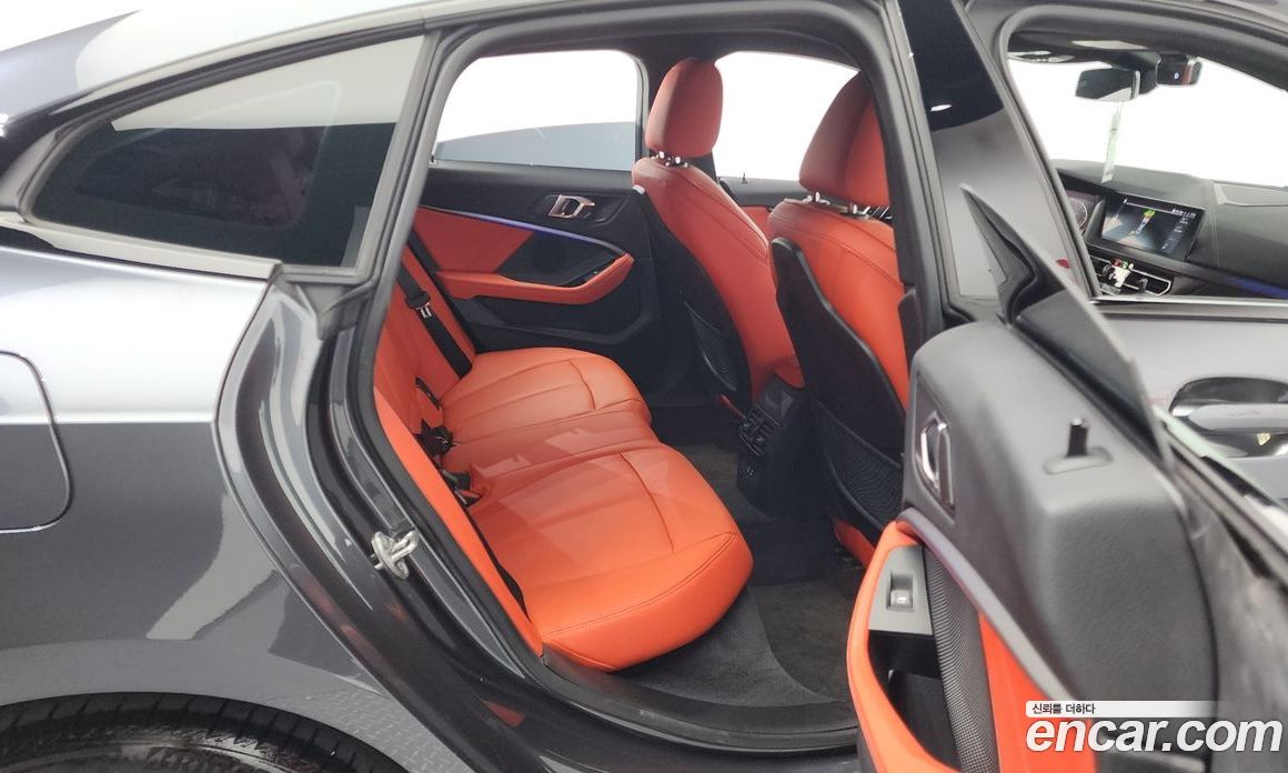 BMW 2-Series i220 M Sports
