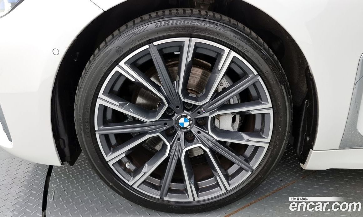 BMW 7-Series 730D xDrive M Sport