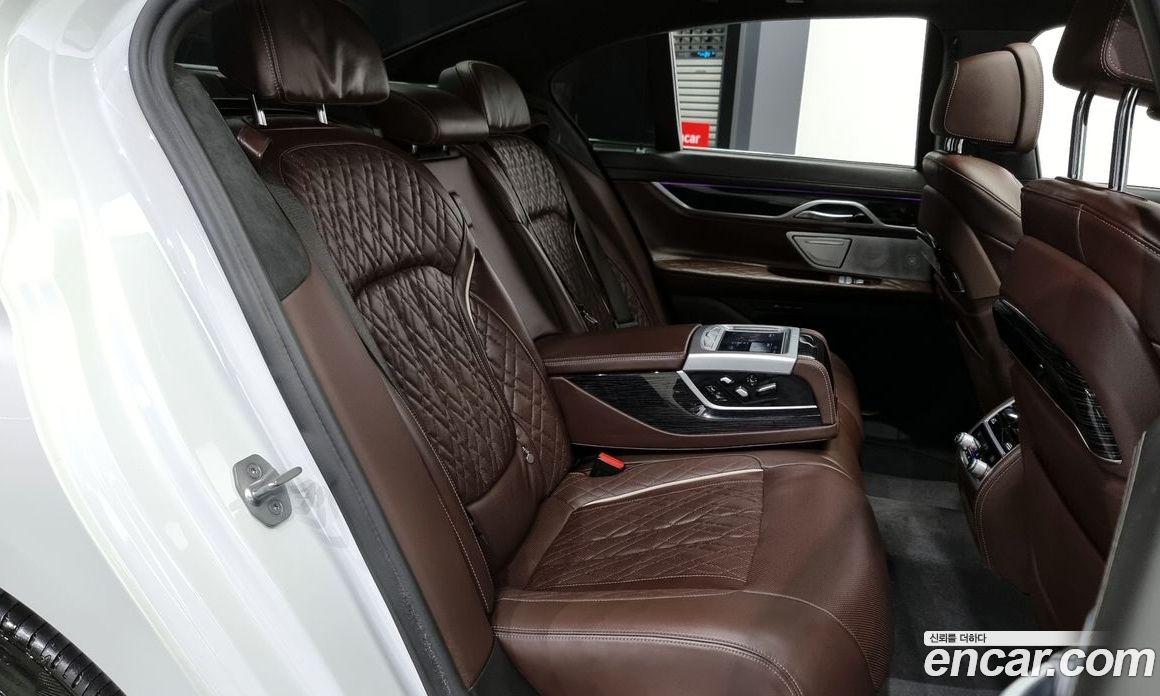 BMW 7-Series 730D xDrive M Sport