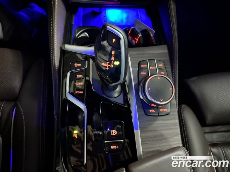 BMW 5-Series i530 M Sport Package