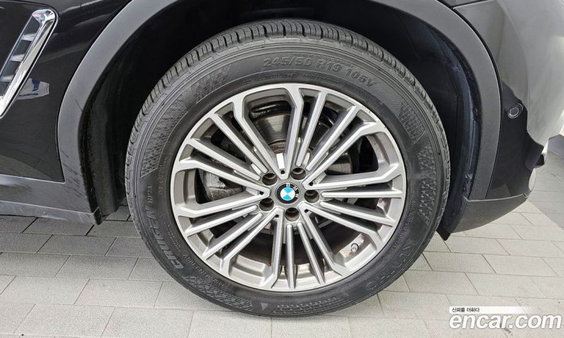 BMW X3 xDrive i20 Luxury