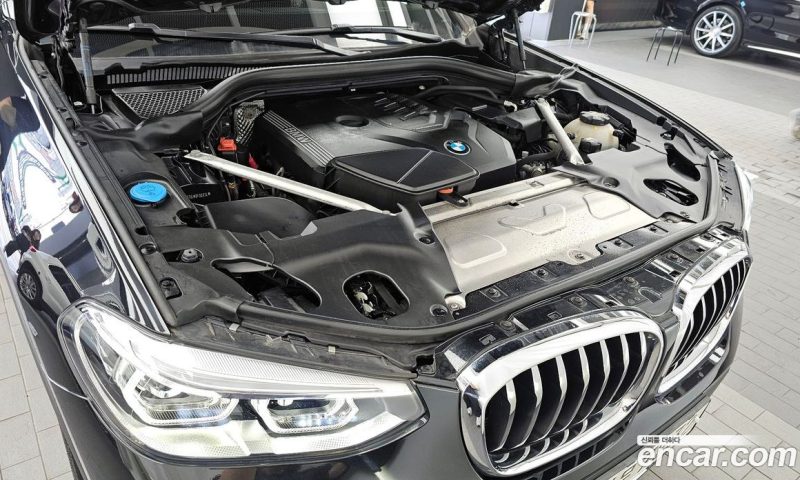 BMW X3 xDrive i20 Luxury