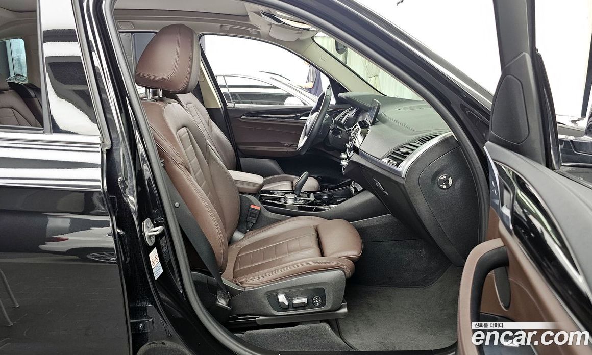 BMW X3 xDrive i20 Luxury