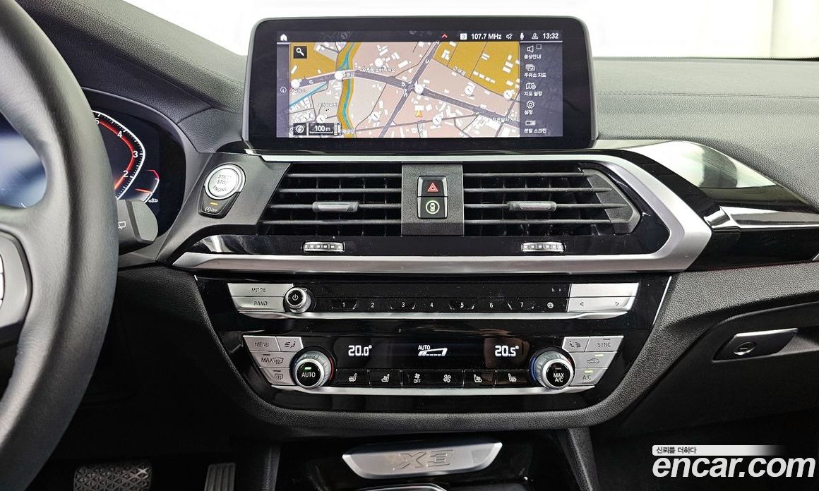 BMW X3 xDrive i20 Luxury