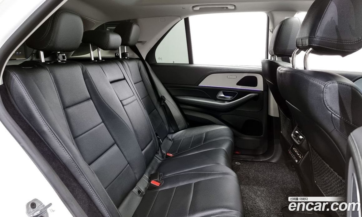 Mercedes Benz GLE-Class GLE300d 4MATIC