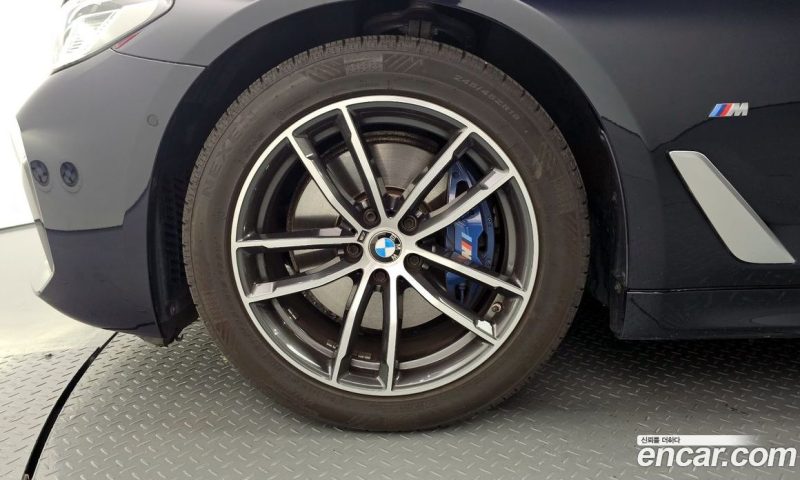 BMW 5-Series 523D xDrive M Sport