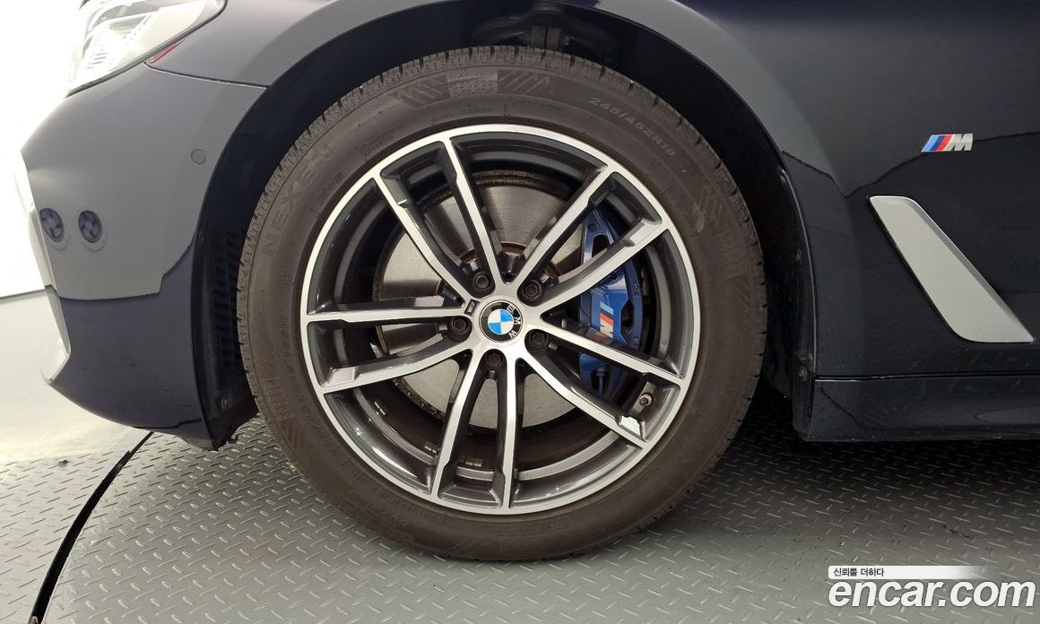 BMW 5-Series 523D xDrive M Sport