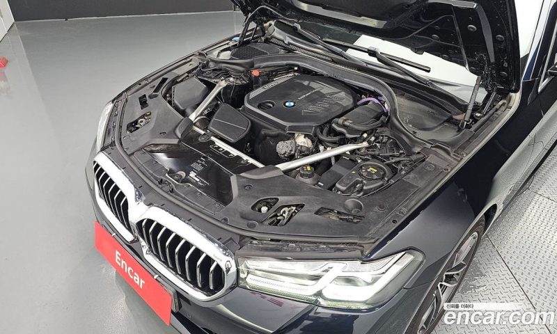 BMW 5-Series 523D xDrive M Sport