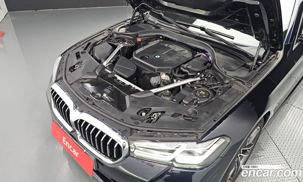 BMW 5-Series 523D xDrive M Sport
