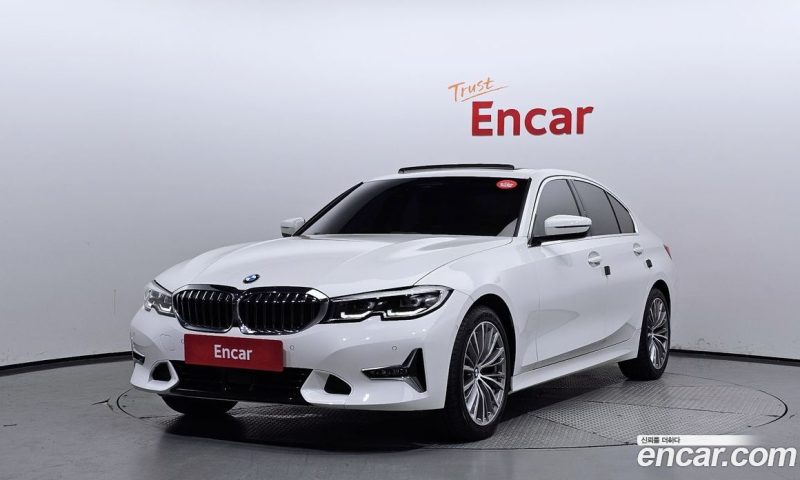 BMW 3-Series i320 Luxury