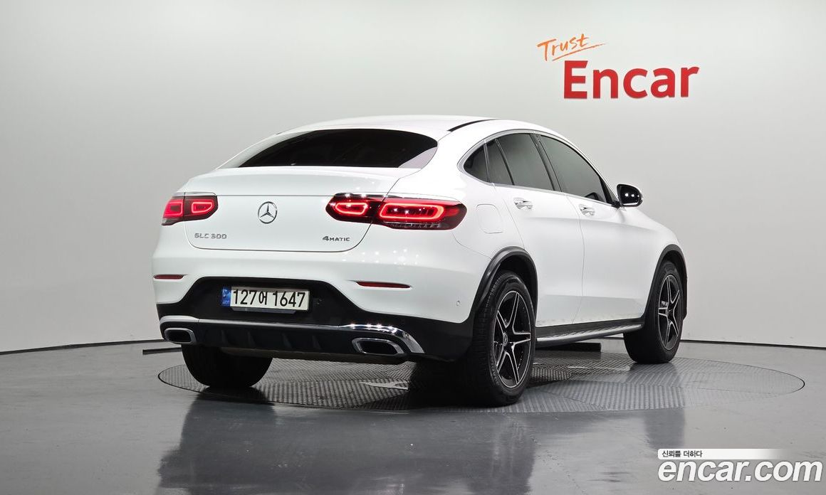Mercedes Benz GLC-Class GLC300 4MATIC Premium Coupe