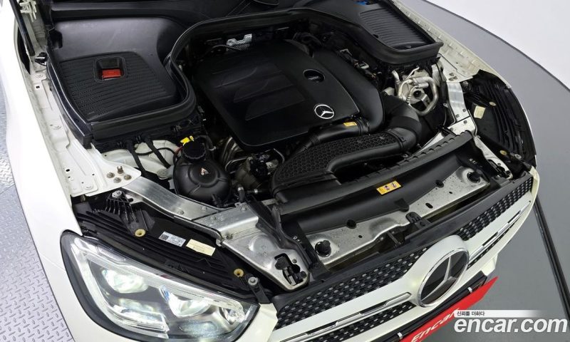 Mercedes Benz GLC-Class GLC300 4MATIC Premium Coupe