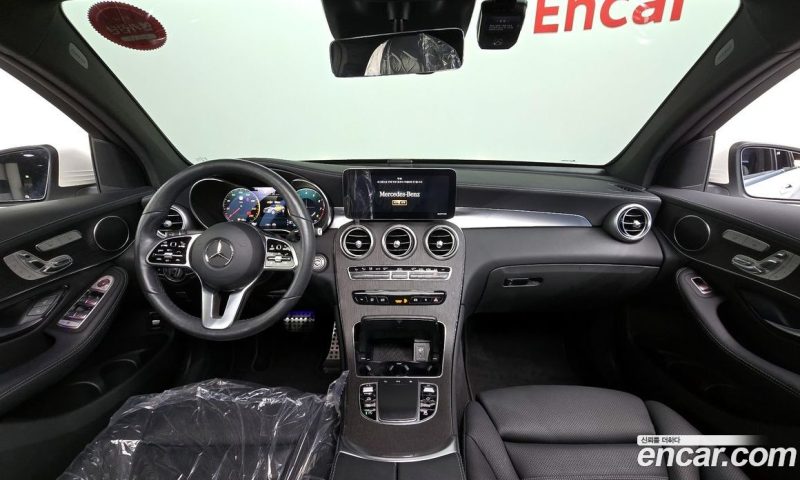 Mercedes Benz GLC-Class GLC300 4MATIC Premium Coupe