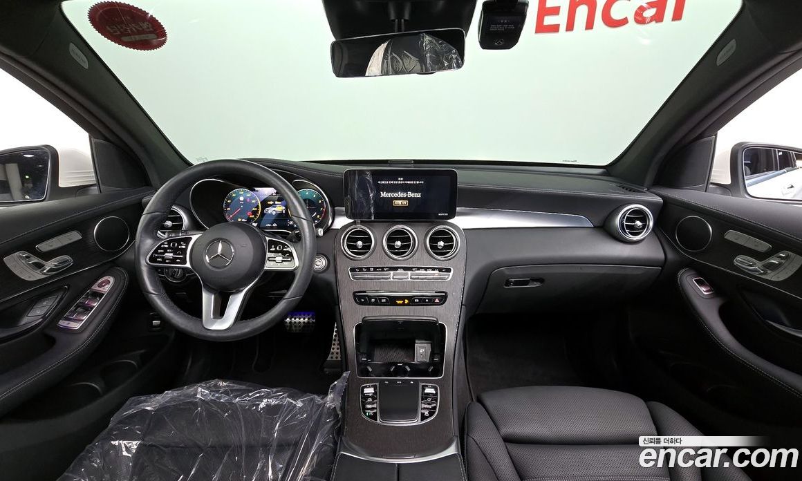 Mercedes Benz GLC-Class GLC300 4MATIC Premium Coupe
