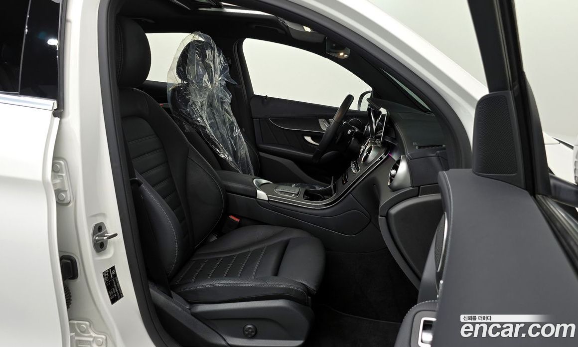 Mercedes Benz GLC-Class GLC300 4MATIC Premium Coupe