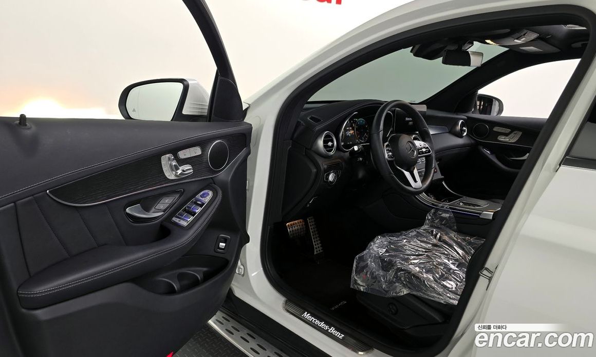 Mercedes Benz GLC-Class GLC300 4MATIC Premium Coupe