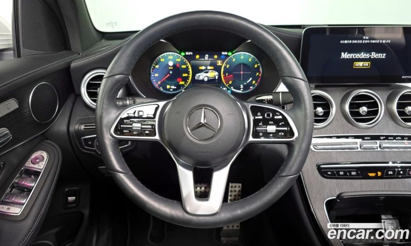 Mercedes Benz GLC-Class GLC300 4MATIC Premium Coupe