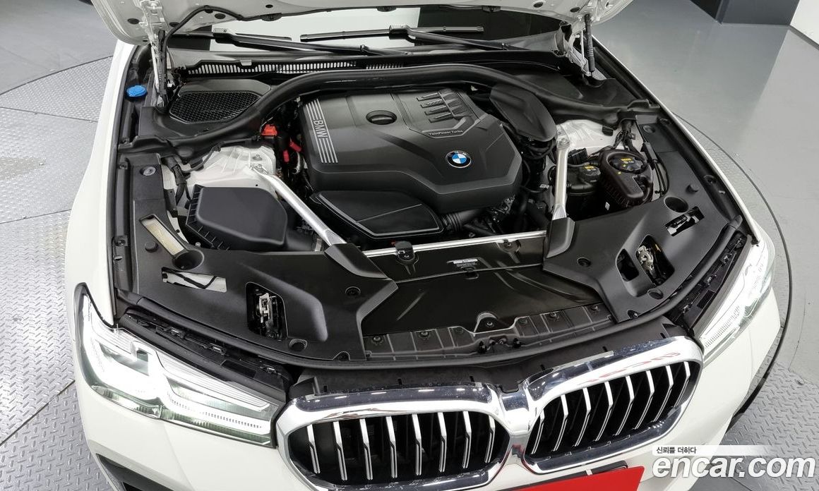 BMW 5-Series i520 M Sport