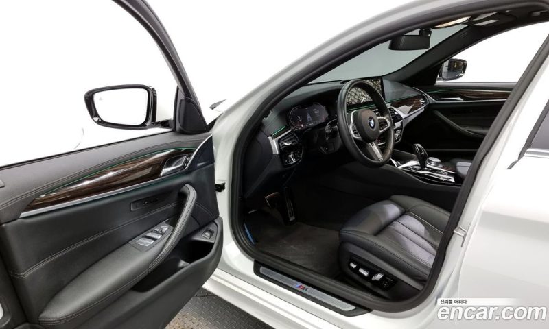 BMW 5-Series i520 M Sport
