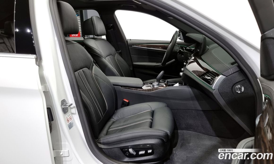 BMW 5-Series i520 M Sport