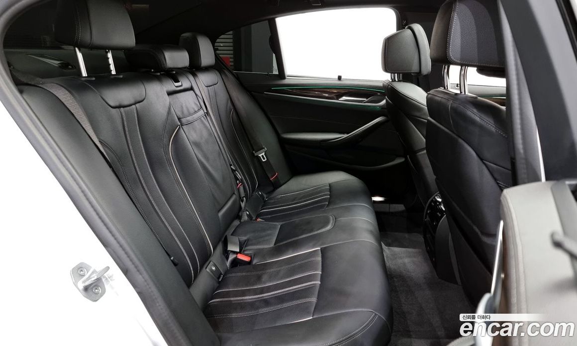 BMW 5-Series i520 M Sport