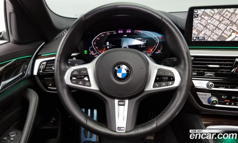 BMW 5-Series i520 M Sport