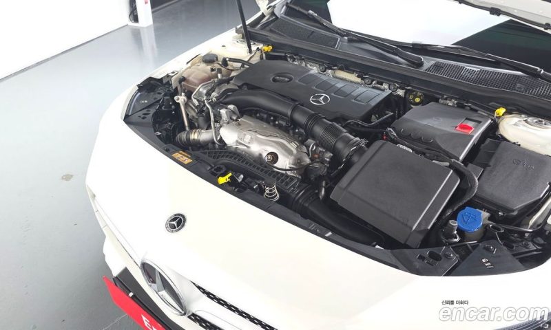 Mercedes Benz CLA-Class CLA250 4MATIC