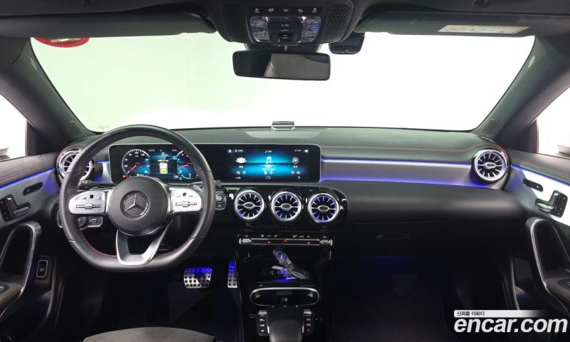 Mercedes Benz CLA-Class CLA250 4MATIC