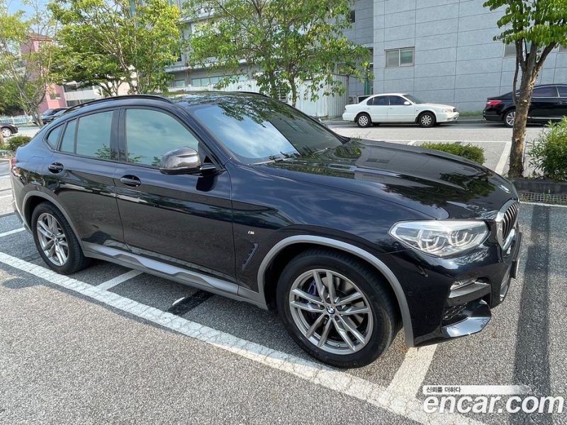 BMW X4 xDrive20i M Sports X Onlile Exclusive Edition