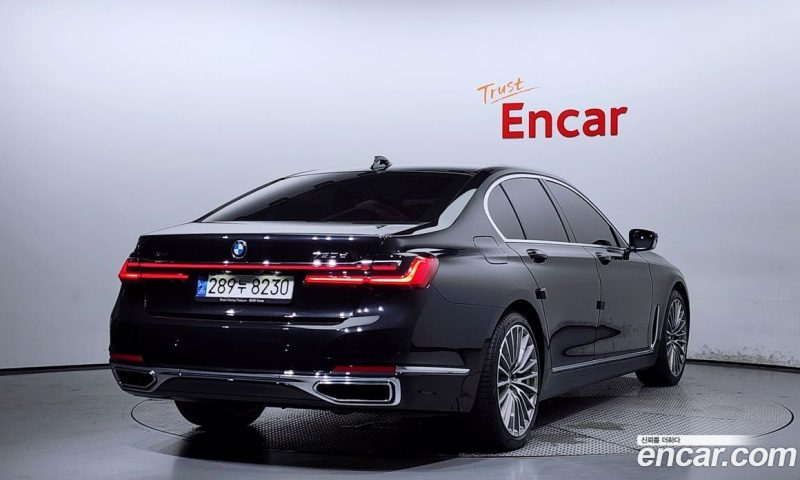 BMW 7-Series 730D xDrive Design Pure Excellence