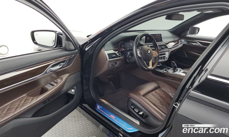 BMW 7-Series 730D xDrive Design Pure Excellence