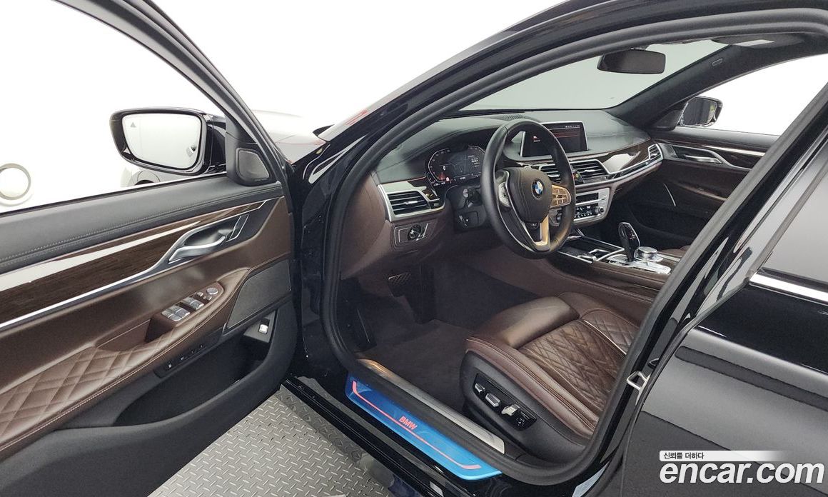 BMW 7-Series 730D xDrive Design Pure Excellence
