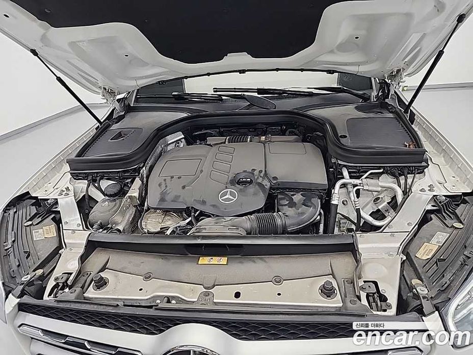 Mercedes Benz GLC-Class GLC220 D 4MATIC