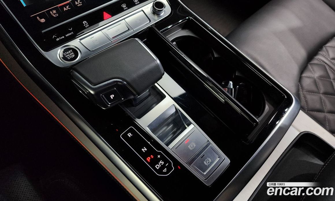Audi Q8 55 TFSI Quattro Premium