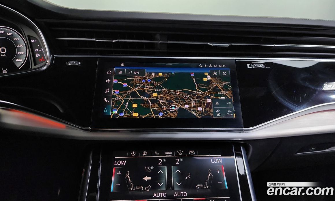 Audi Q8 55 TFSI Quattro Premium