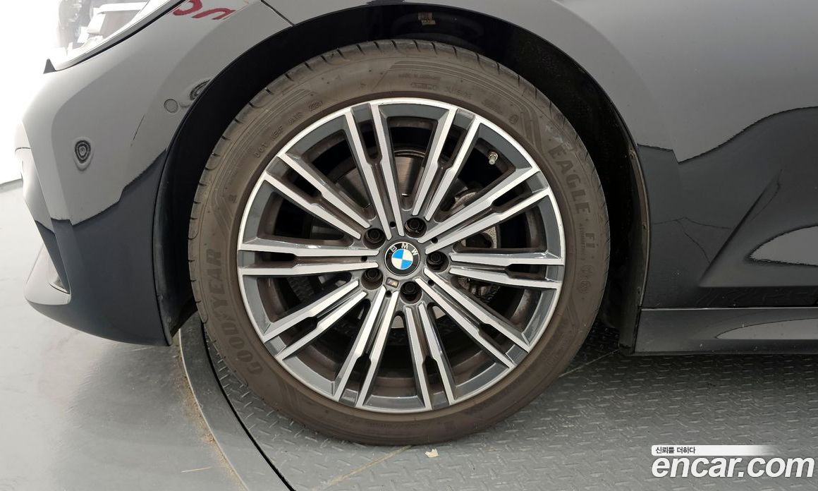 BMW 3-Series i320 M Sport