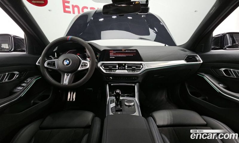 BMW 3-Series i320 M Sport