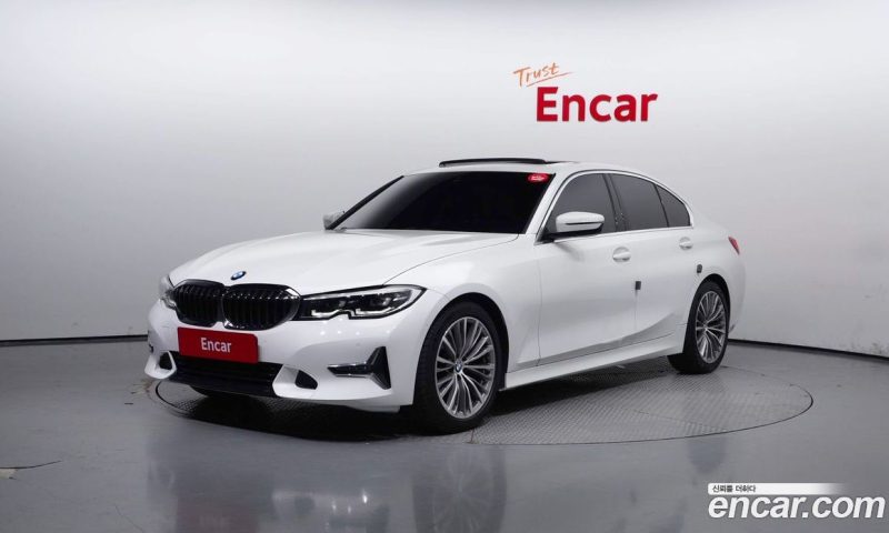 BMW 3-Series i320 Luxury