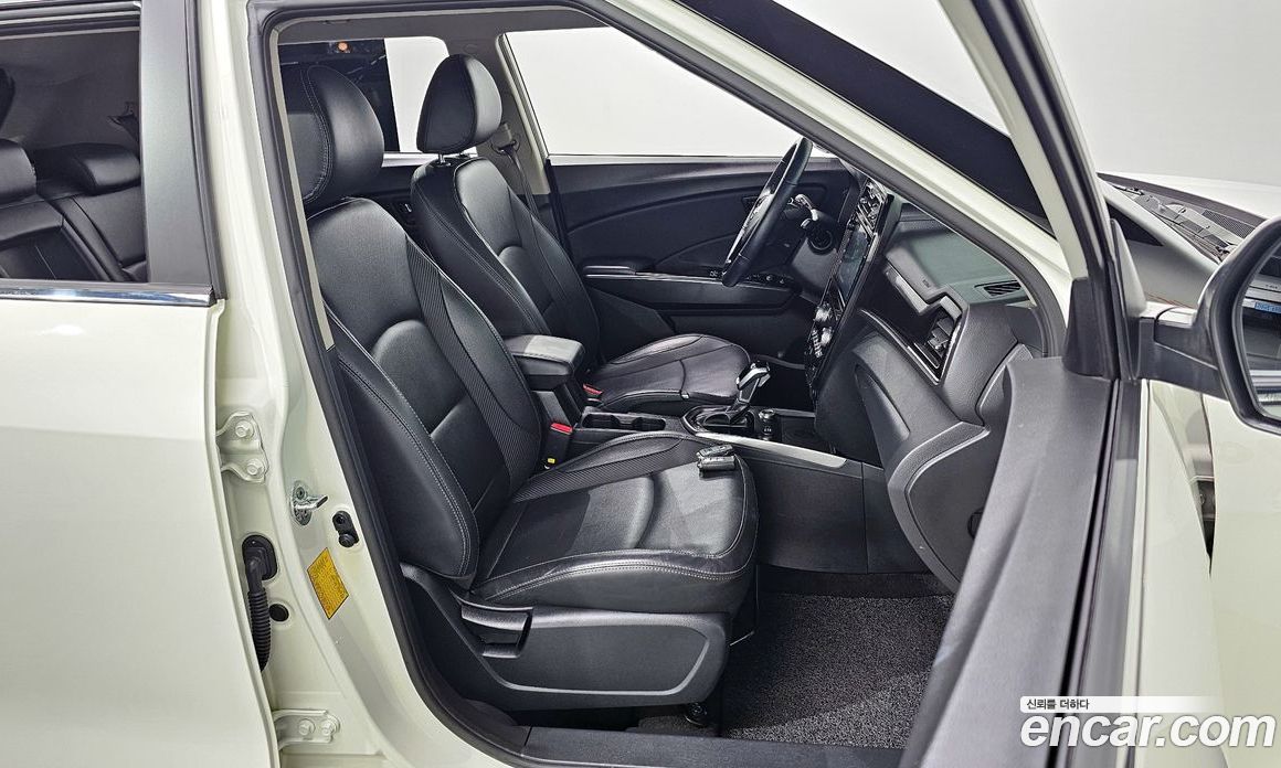 SsangYong Tivoli Gasoline 1.5 2WD
